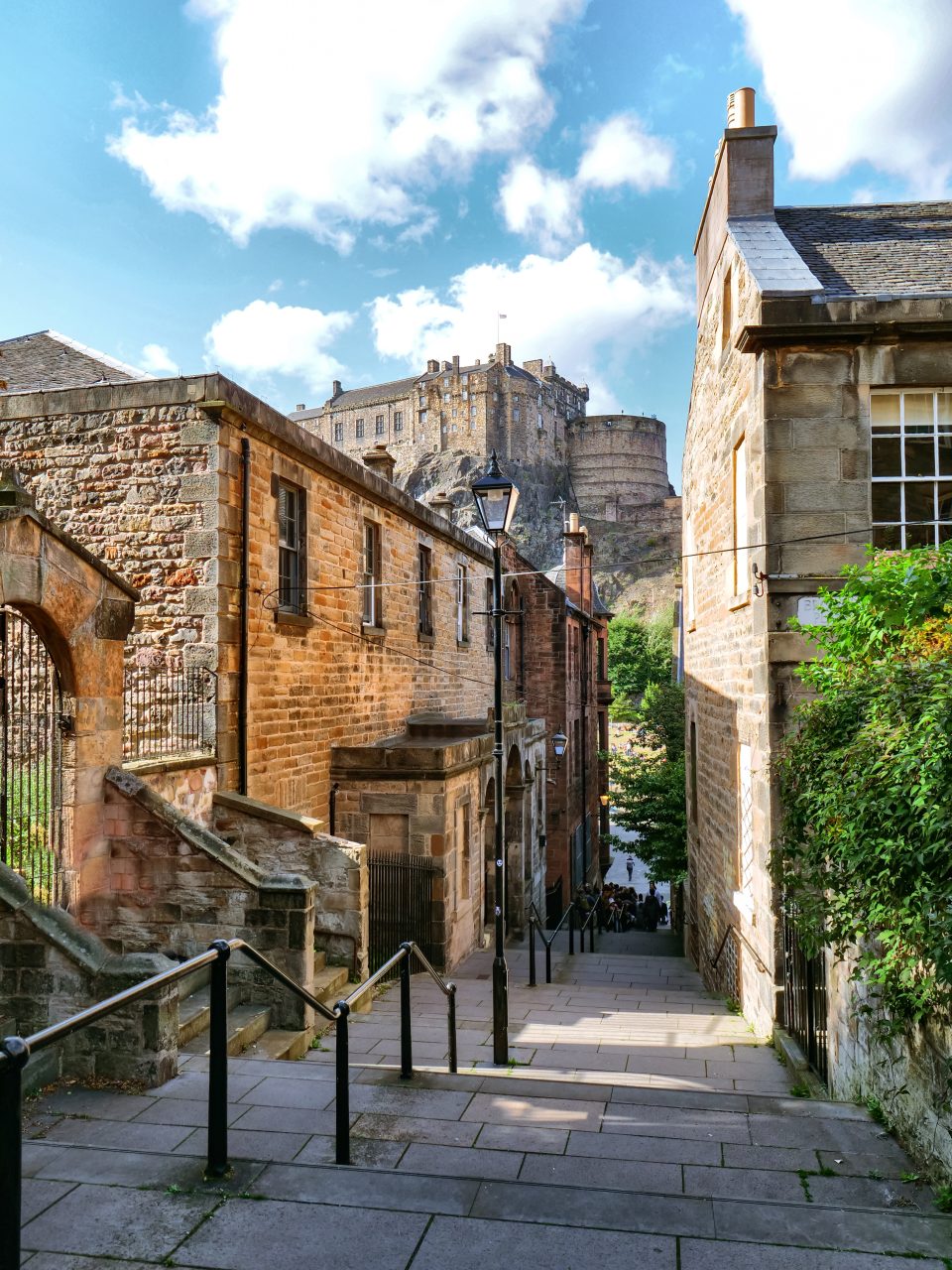 Vennel Steps and Edinburgh Castle